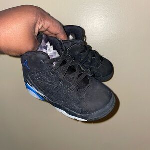 Jordan Kids Black and Blue Sneakers